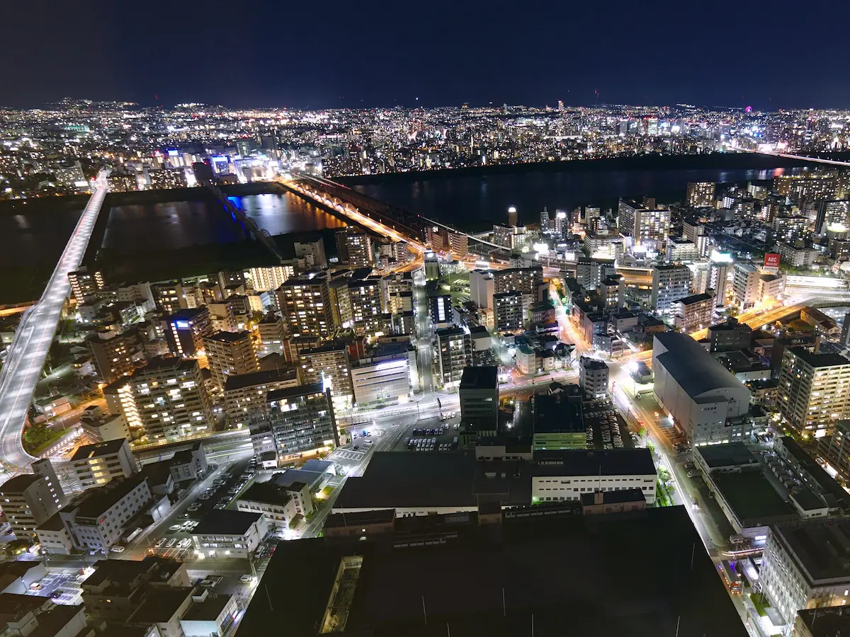 This is the view up north over the Yodo River from the Umeda Sky Building observatory